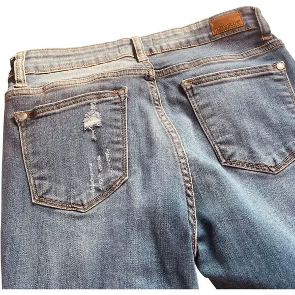 Judy Blue Skinny Fit Distressed Ankle Skinny Jeans - Picture 12 of 13